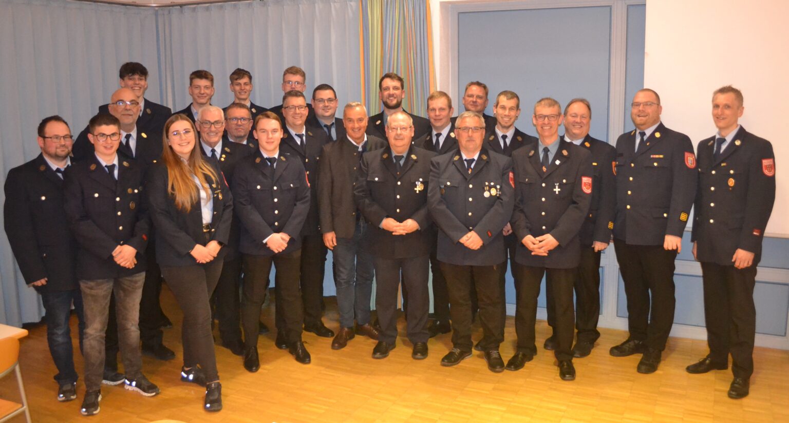 Neuwahlen Und Satzungs Nderung Bei Der Feuerwehr Reisensburg